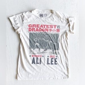 Roots of Fight Muhammad Ali Bruce Li Greatest vs. Dragon L T-Shirt